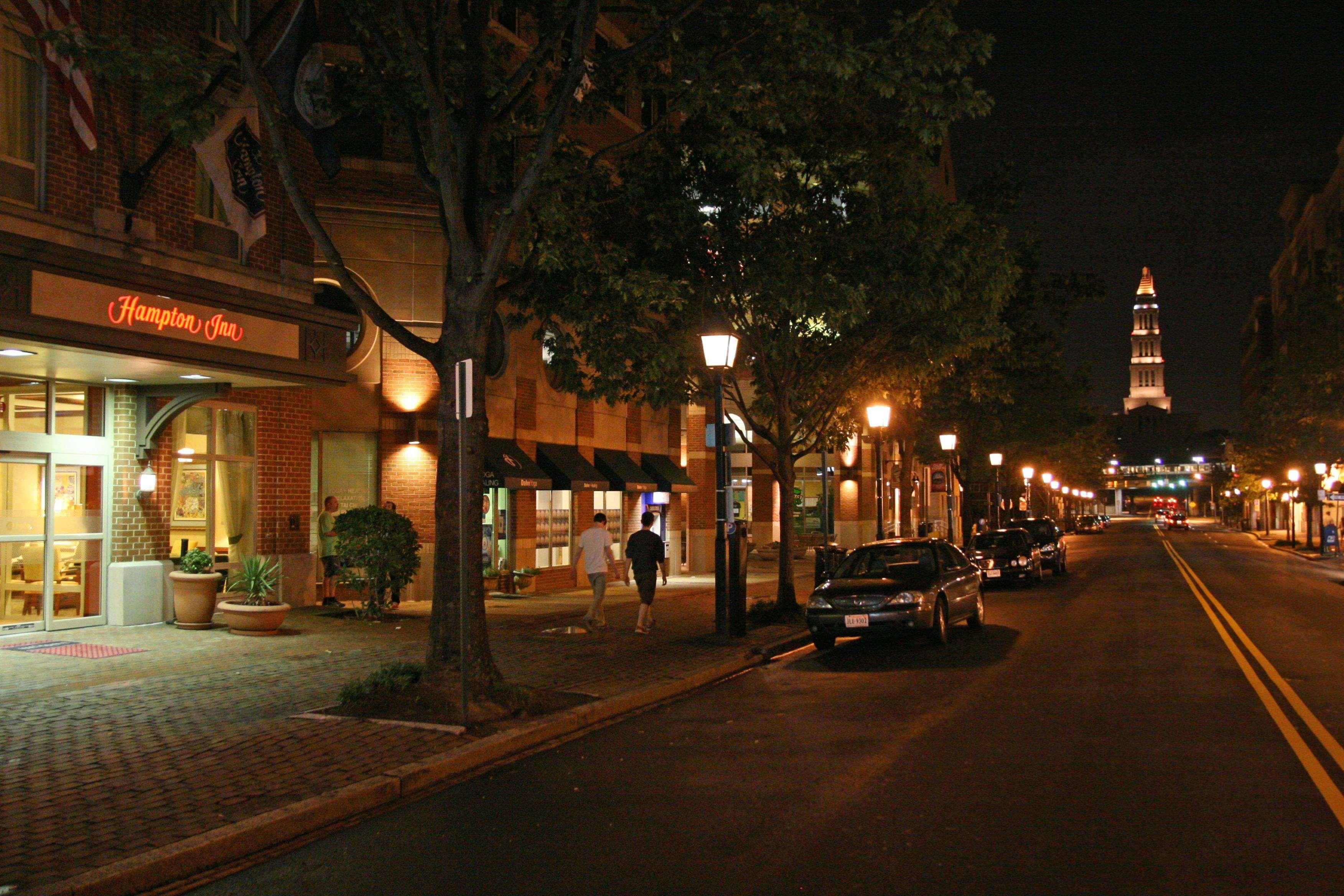 Hampton Inn Alexandria/Old Town Exteriör bild